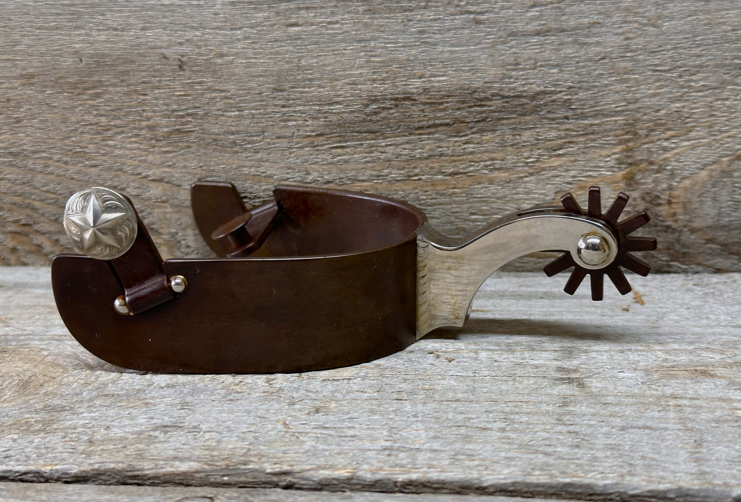 Tige en acier inoxydable Spur #74 avec finition marron-Talonnière pour homme