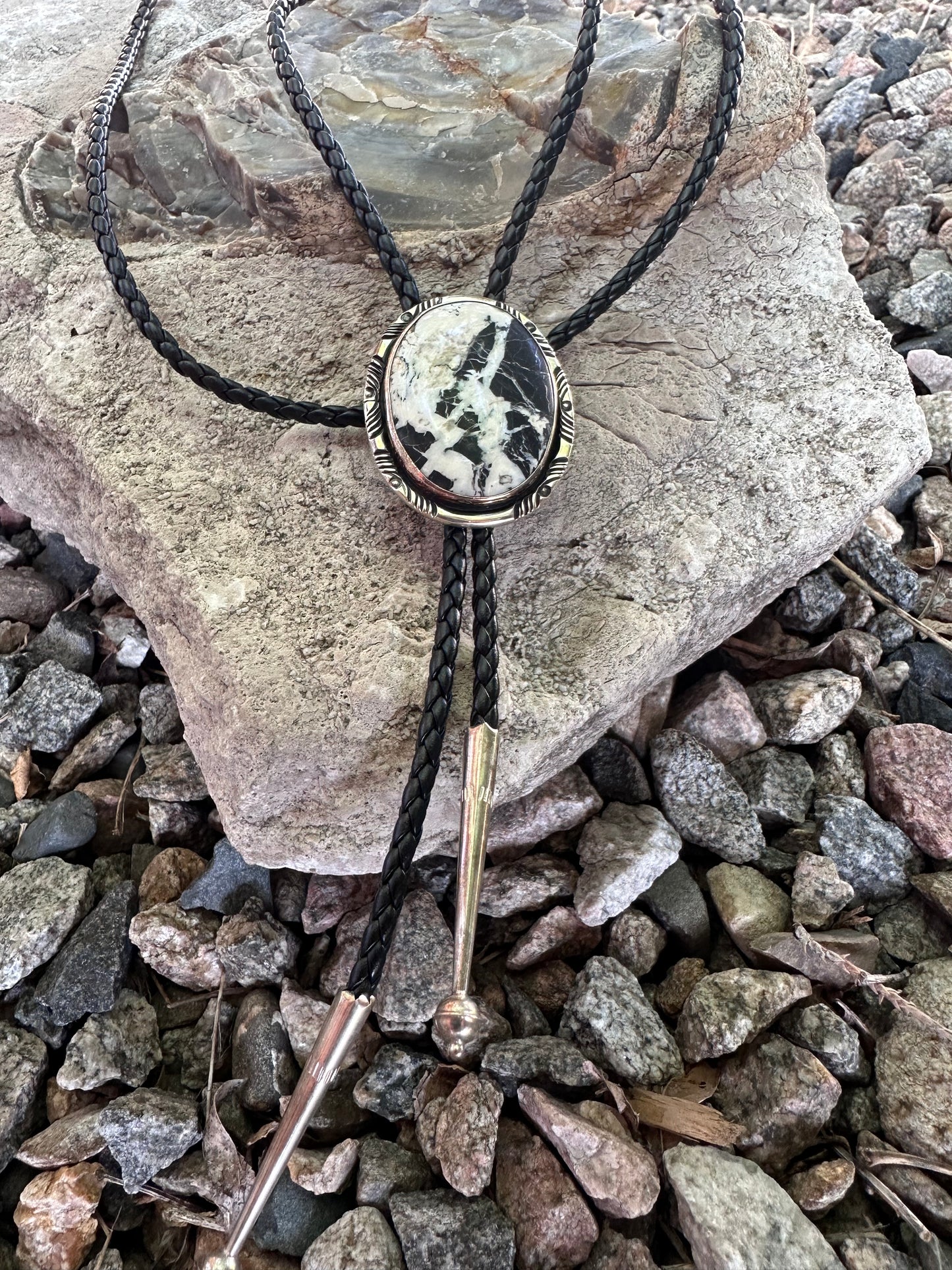 Beyaz Buffalo Navajo Sterling Gümüş Bolo Kravat – Eşsiz