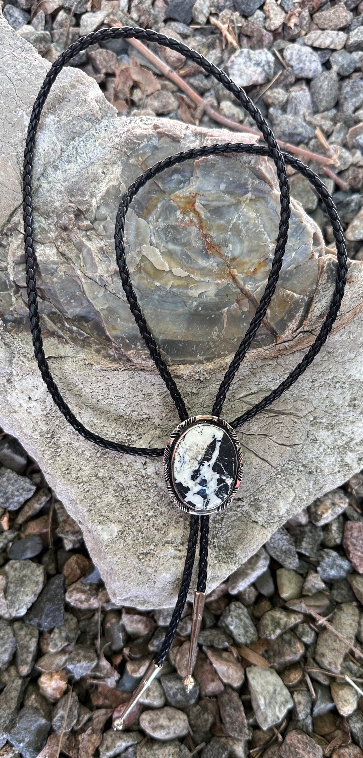Beyaz Buffalo Navajo Sterling Gümüş Bolo Kravat – Eşsiz