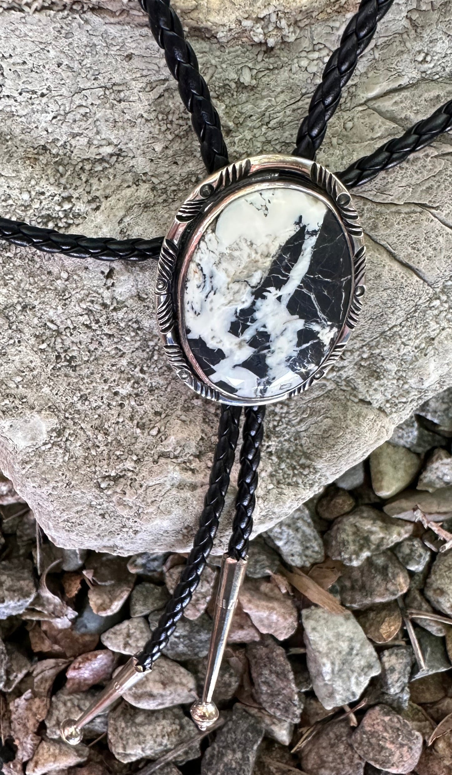 Beyaz Buffalo Navajo Sterling Gümüş Bolo Kravat – Eşsiz