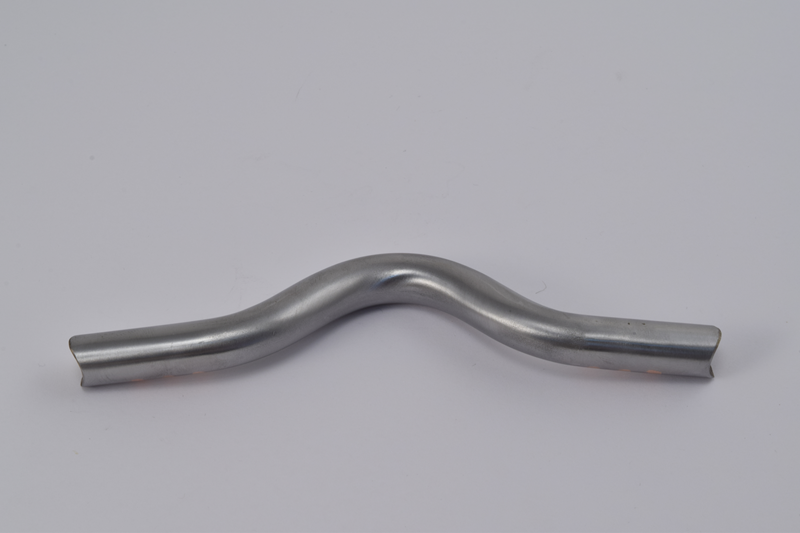 Baseline Short Shank Medium Low Port with Roller