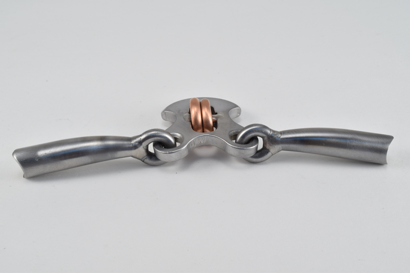 Baseline Medium S Shank Double Cross