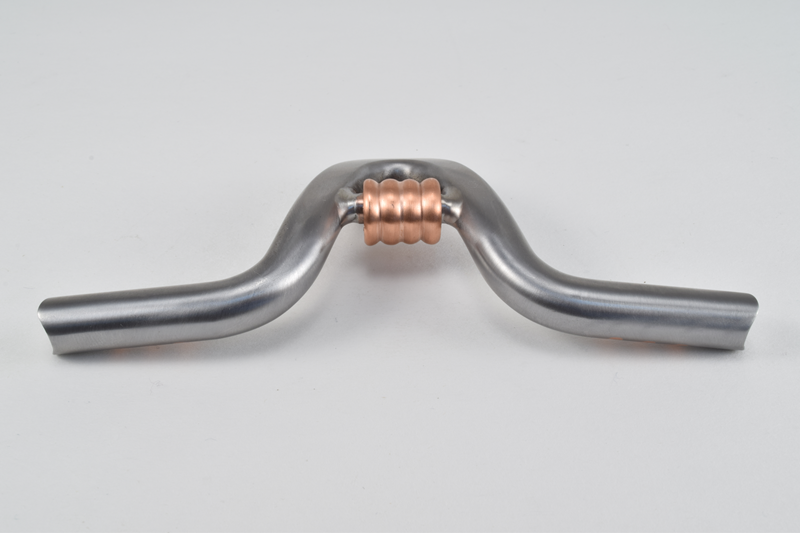 أدفانتج ماليبو قصيرة الساق مع بكرة