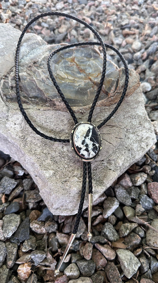 Beyaz Buffalo Navajo Sterling Gümüş Bolo Kravat – Eşsiz