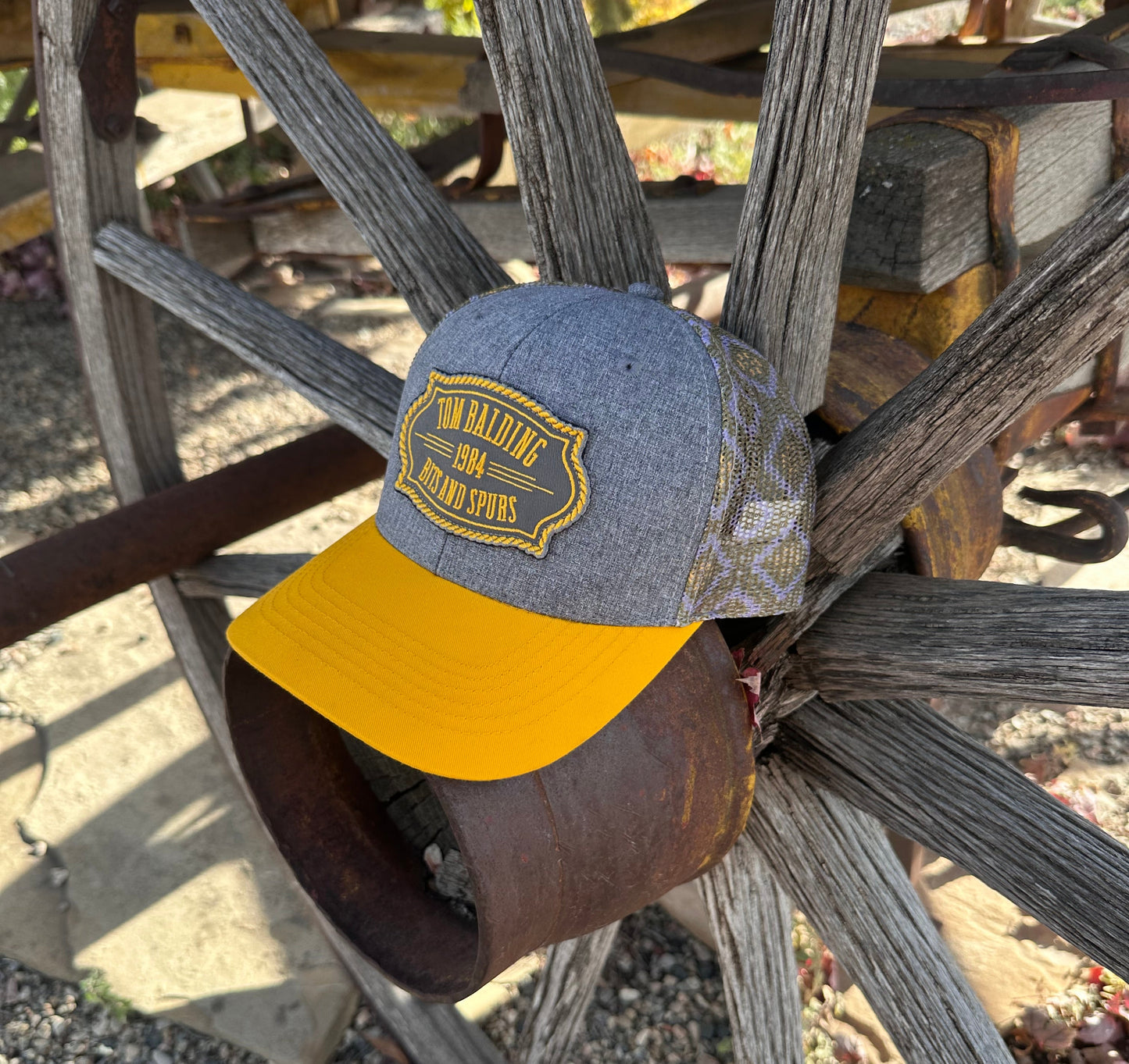 Cappellino #52 NUOVO Arancione Bruciato e Turchese con Logo Classico