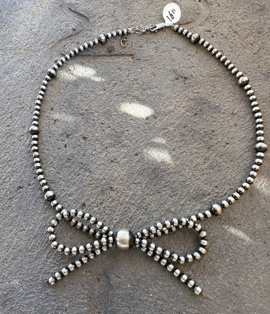 Exquisite Bow Navajo pearl Necklace