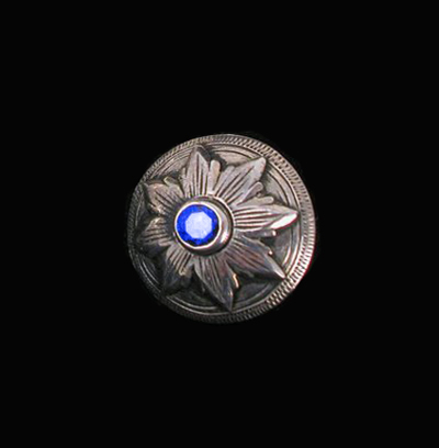 Classici orecchini concho a forma di fiore in argento sterling con zaffiro simulato
